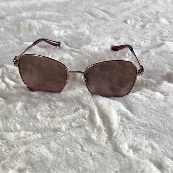 Coach Gia Crystal Butterfly Rose Gold Sunglasses - Picture 2 of 3